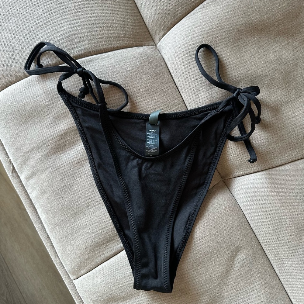 Skims Swim Dipped tie bikini bottom